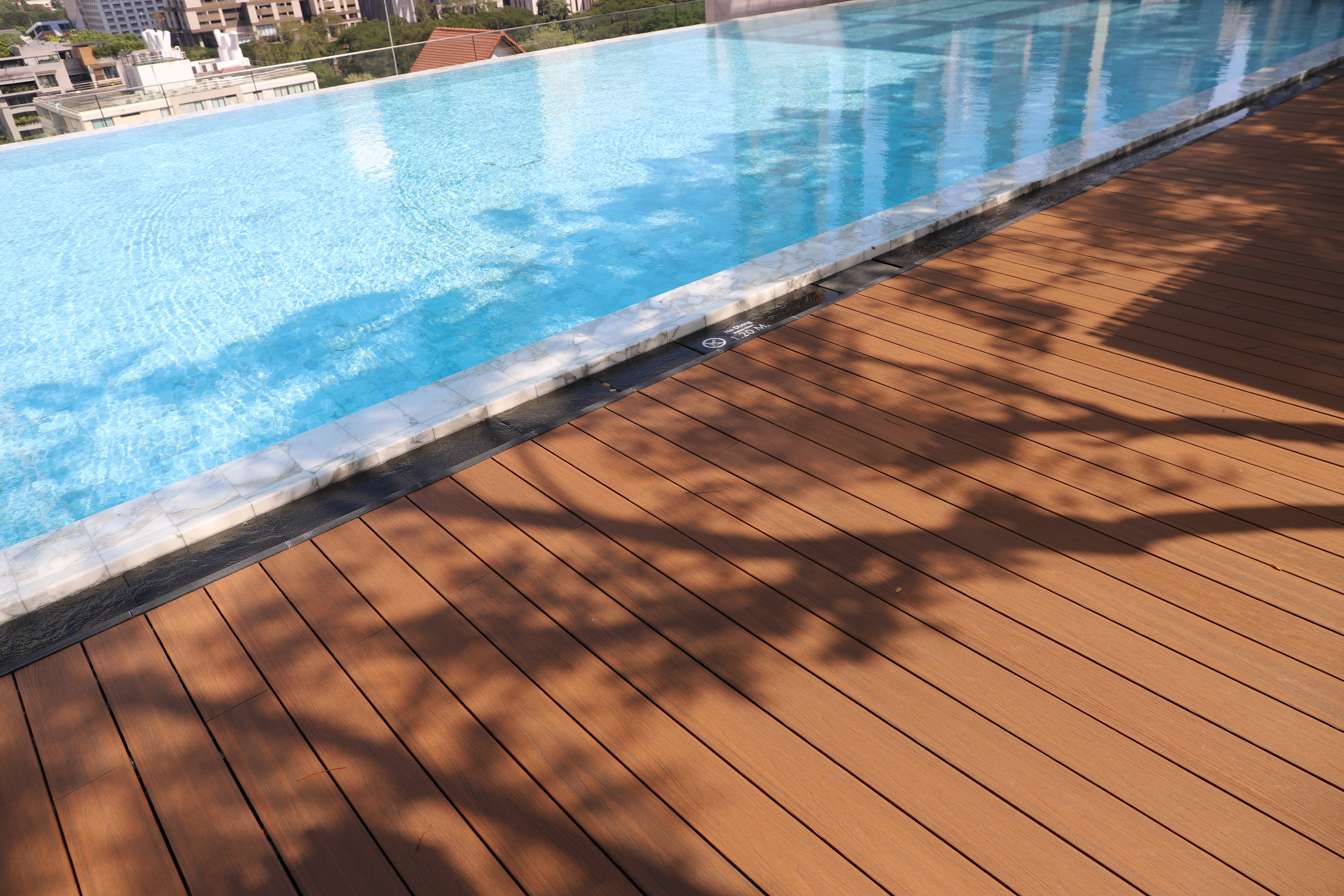 Composiet Teak Vlonderplank 2.3 x 21 cm (23 x 210 mm) - Lengte 400 cm - Afbeelding 5